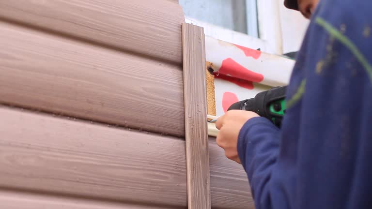 Best Siding Removal and Disposal  in Newport, OH